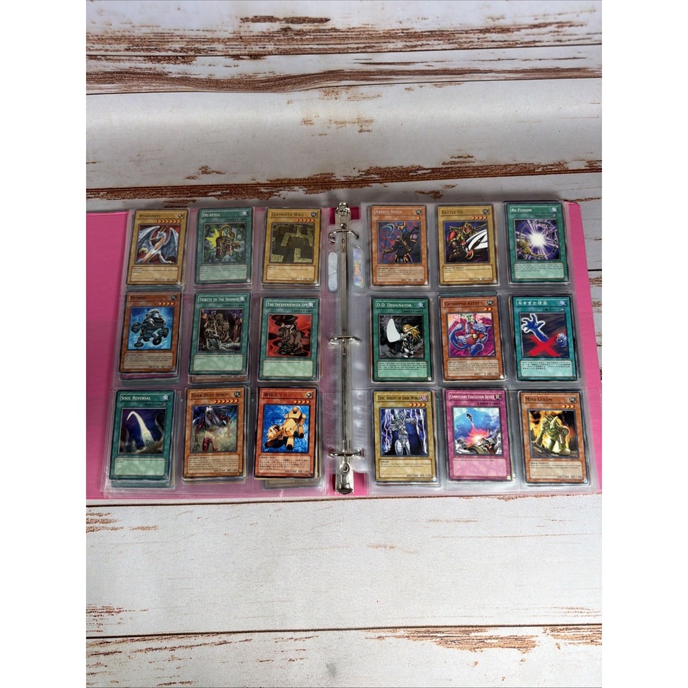 Vintage Yu-Gi-Oh! Trading Card Lot 252 Cards Mixed Holo Collection Binder - Picture 3 of 10